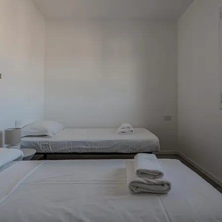 Casa Dalia Lägenhet Garbagnate Milanese